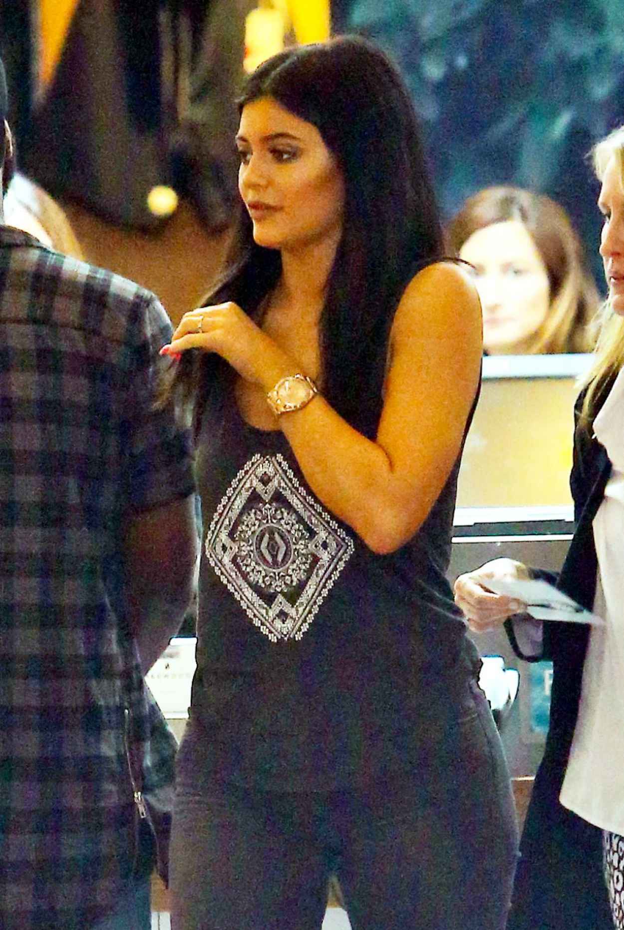 Kylie Jenner at the PacSun Store in Santa Monica, May 2015 – celebsla.com