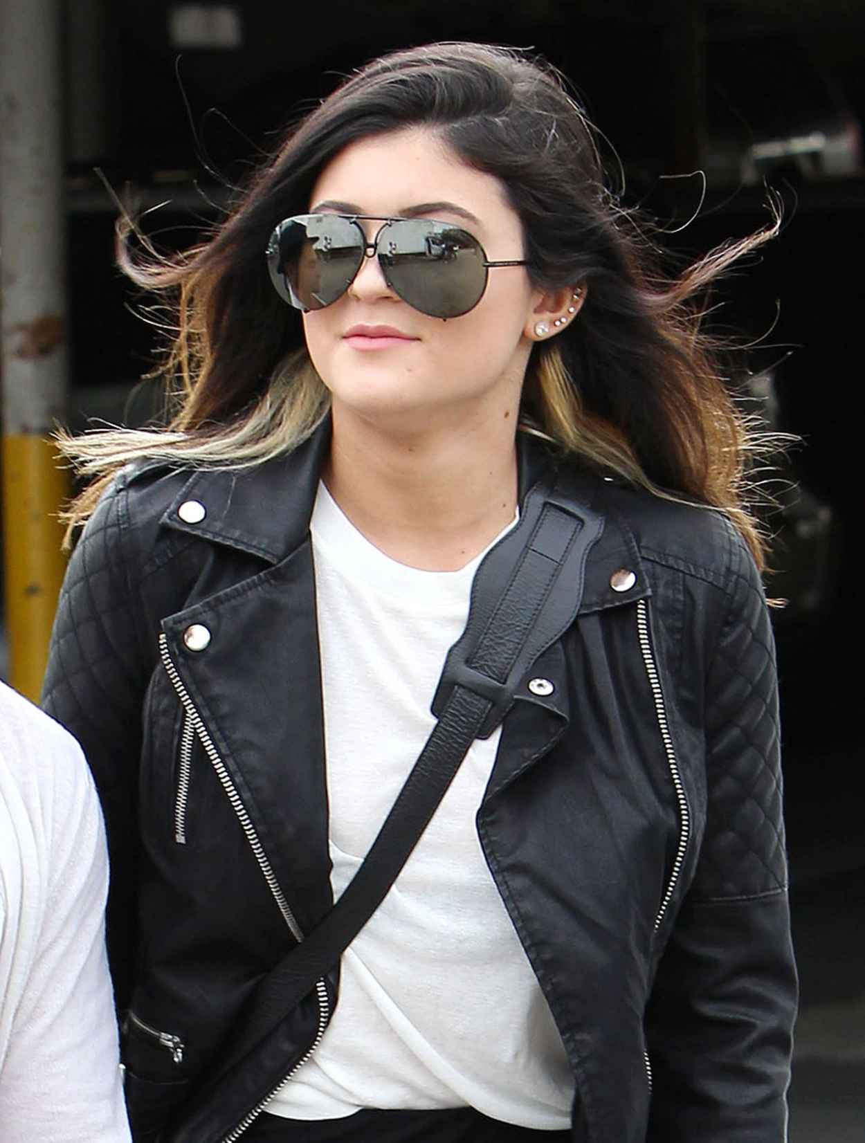 Kylie Jenner Hair Style – Goes to Andy LeCompte Salon in Los Angeles