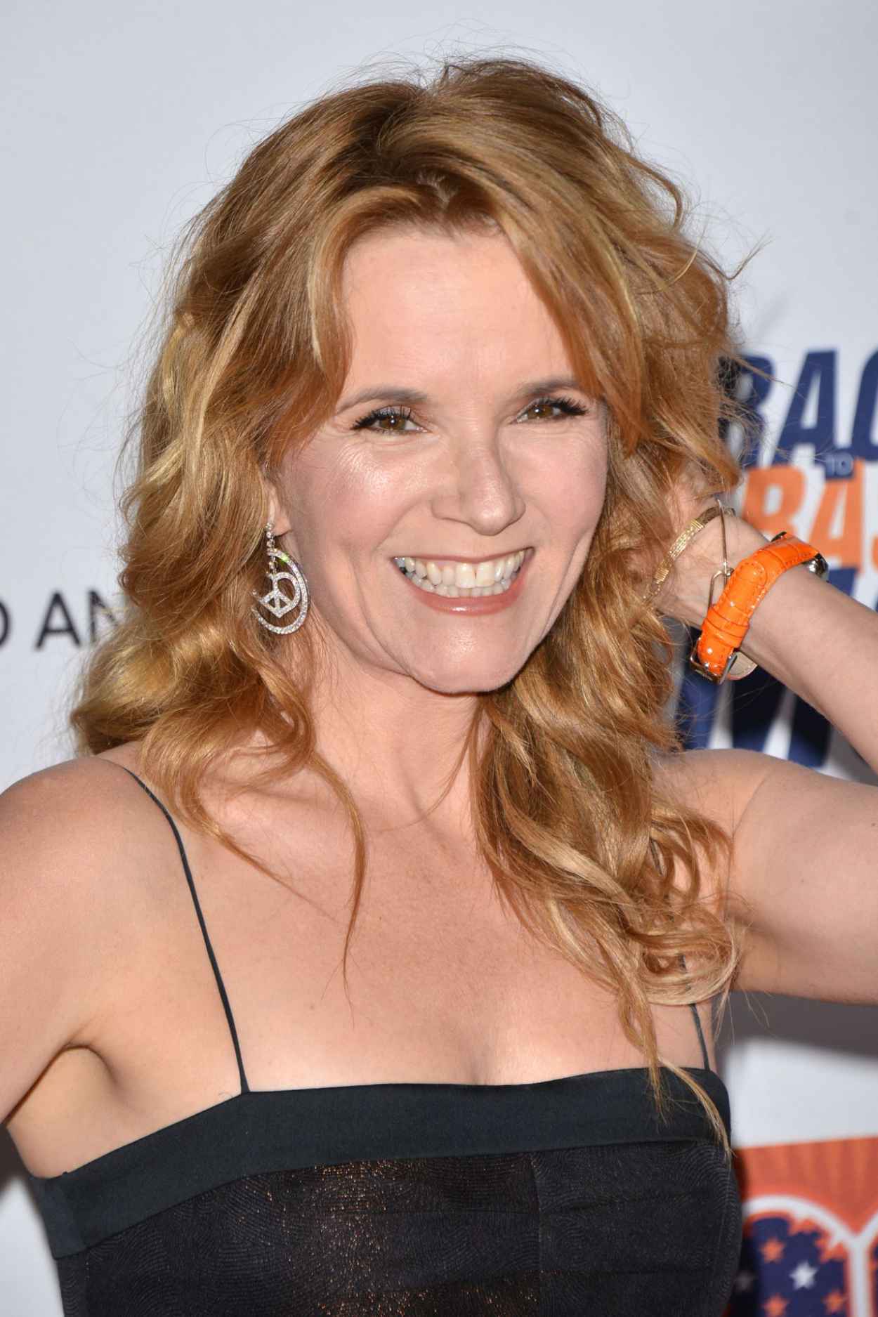 Lea Thompson 2015 Race To Erase MS Event in Century City – celebsla.com