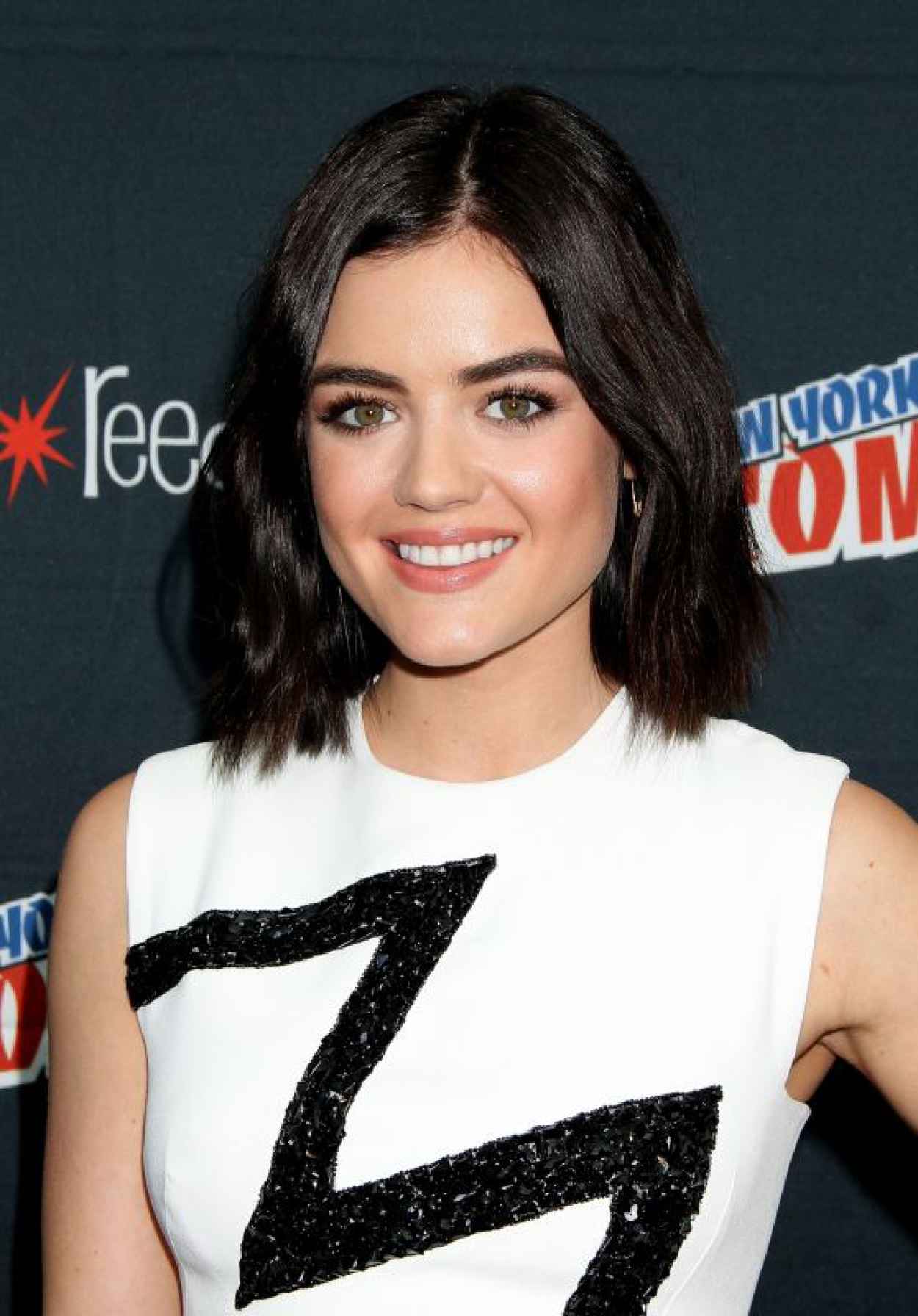 Lucy Hale – Pretty Little Liars Panel and Signing at New York Comic Con ...