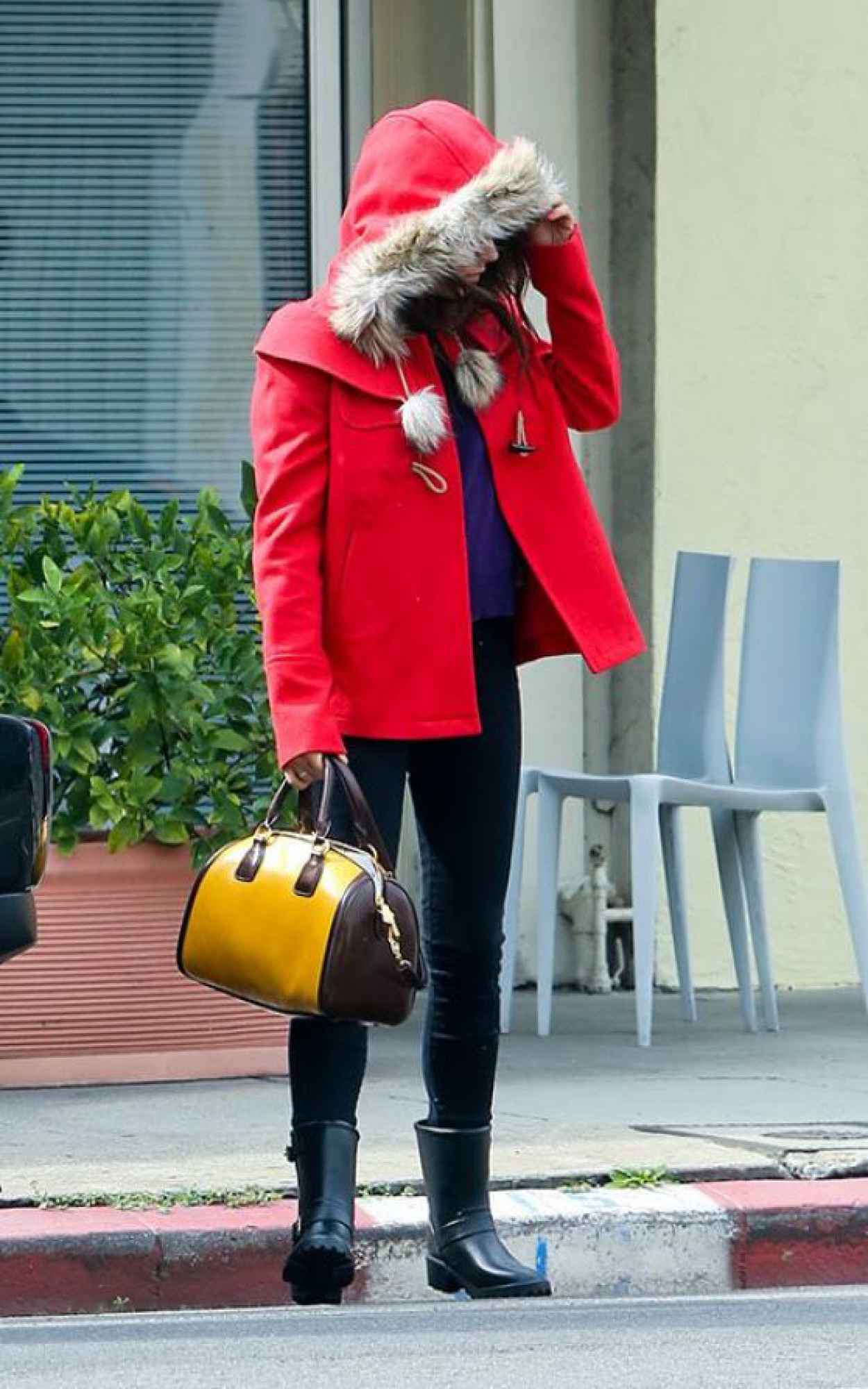 Mila Kunis Thinks its Winter out in Los Angeles-4