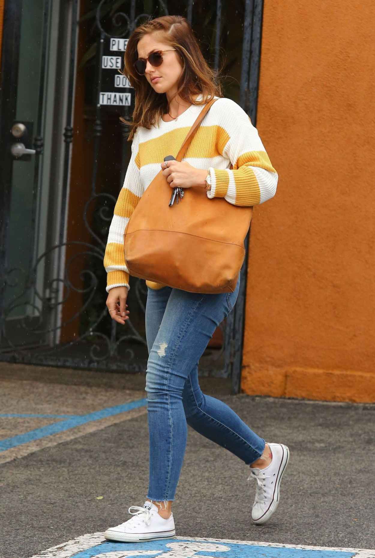 Minka Kelly Booty in Jeans – Out in West Hollywood, May 2015 – celebsla.com