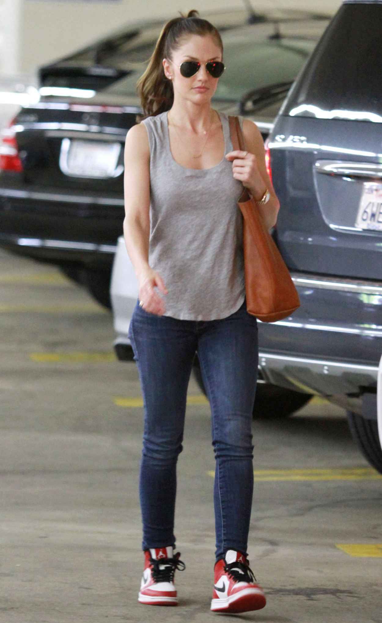 Minka Kelly - Grocery Shopping at Whole Foods in West Hollywood-4