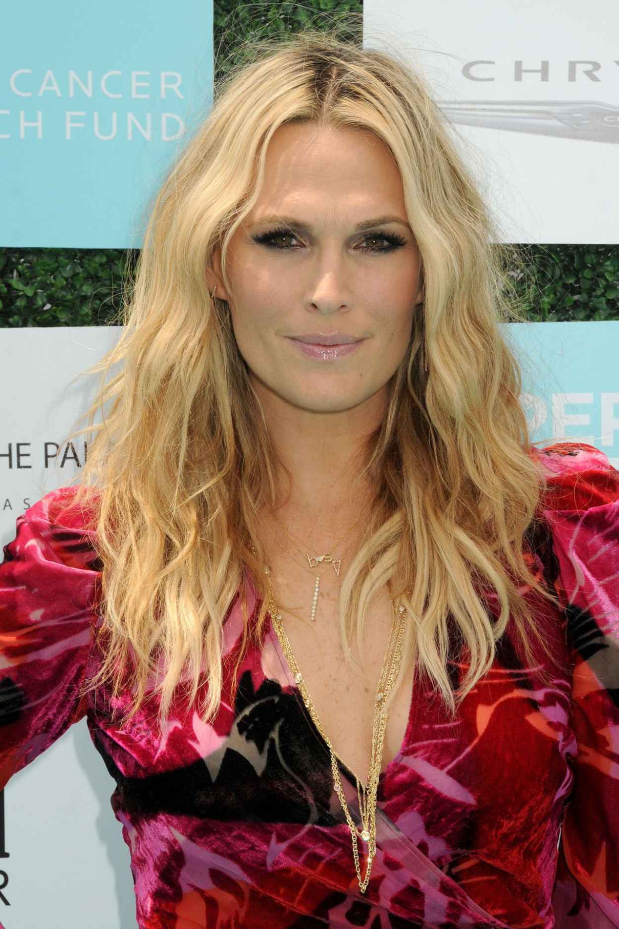 Molly Sims 2015 OCRF Super Saturday LA in Santa Monica – celebsla.com