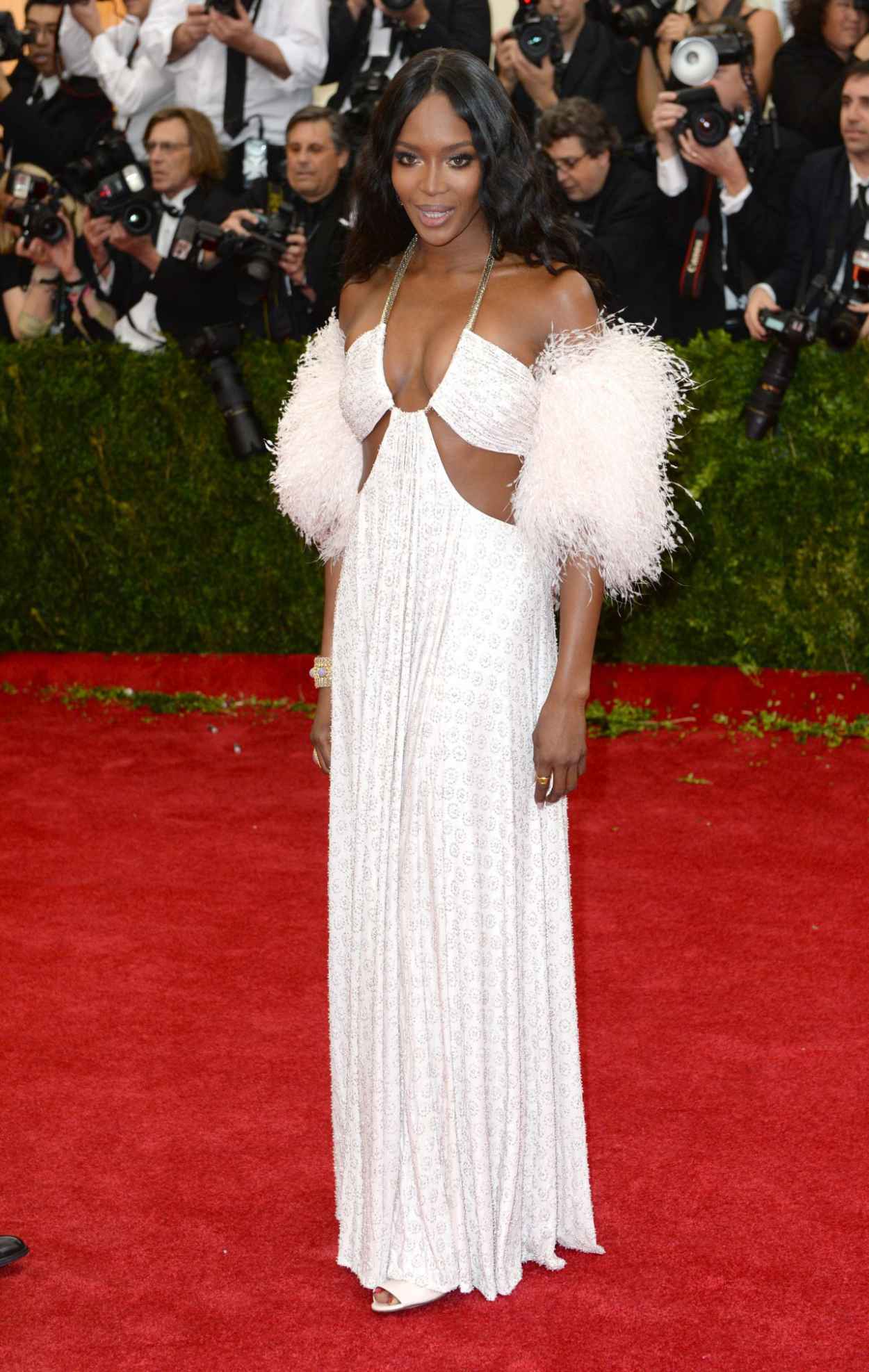 Naomi Campbell Wearing Givenchy Haute Couture - Met Costume Institute Gala 2015-3