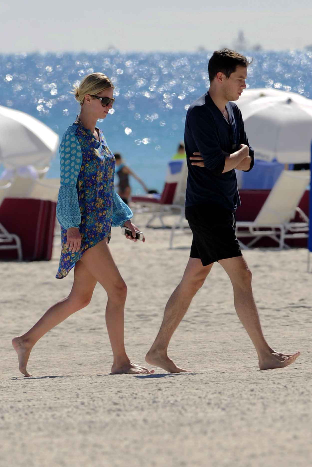 Nicky Hilton Beach Style - South Beach, Florida, January 2015-5