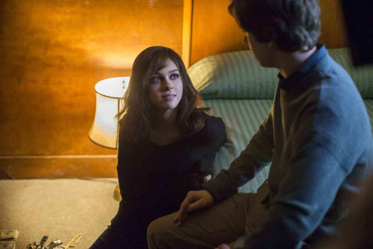 Nicola Peltz Bates Motel Season 3 Episode Stills Celebsla Com