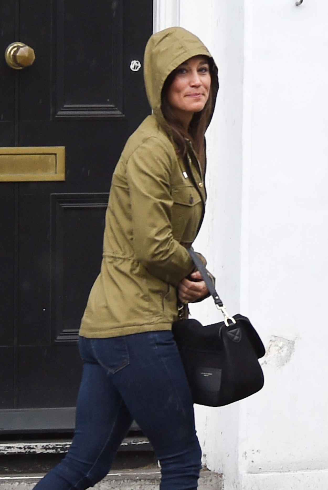 Pippa Middleton -On the Kings Road in Chelsea, April 2015 – celebsla.com