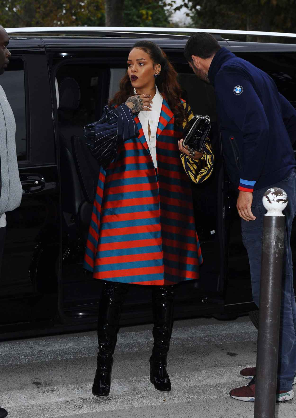 Rihanna Fashion – Eiffel Tower in Paris, October 2015 – celebsla.com