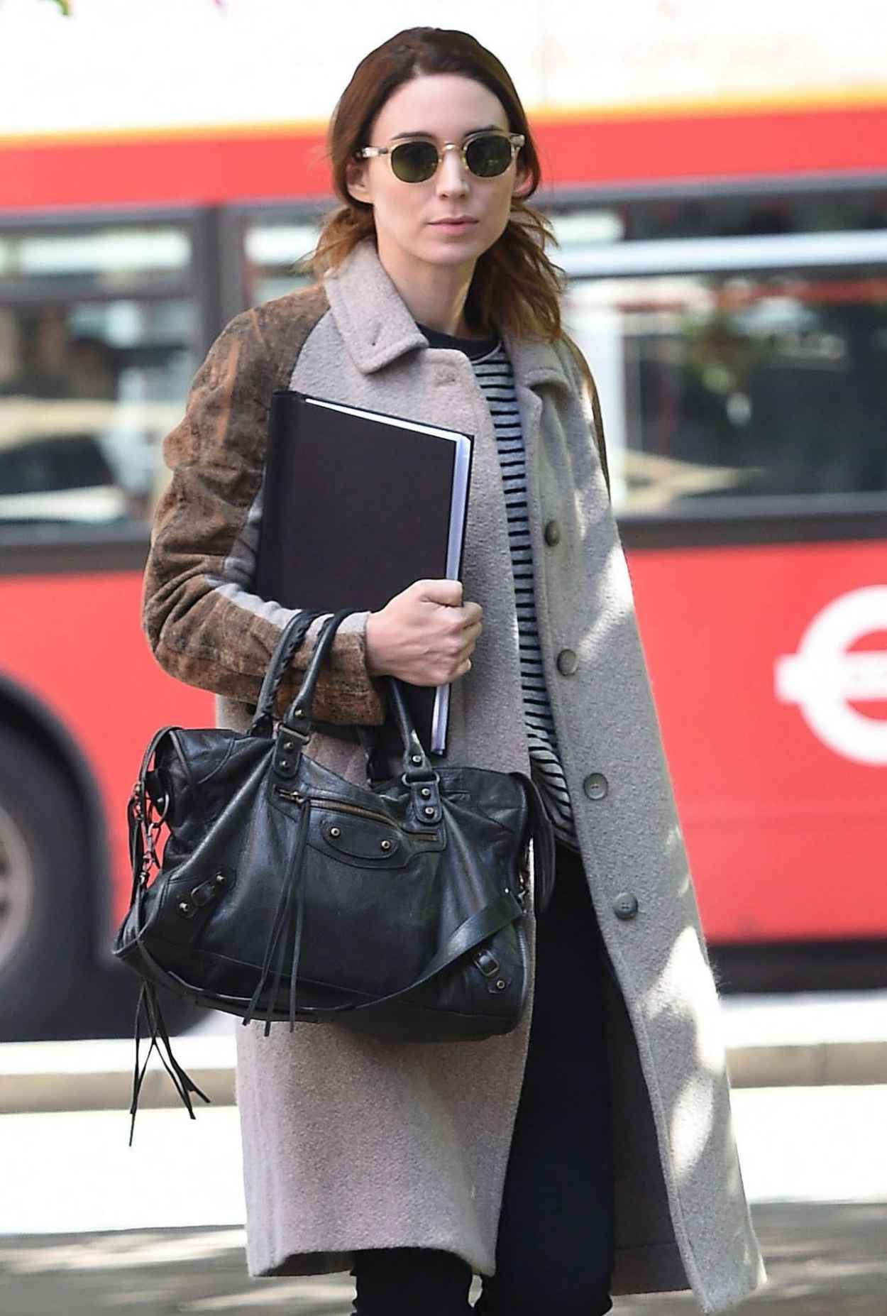 Rooney Mara – Out in London, June 2015 – celebsla.com