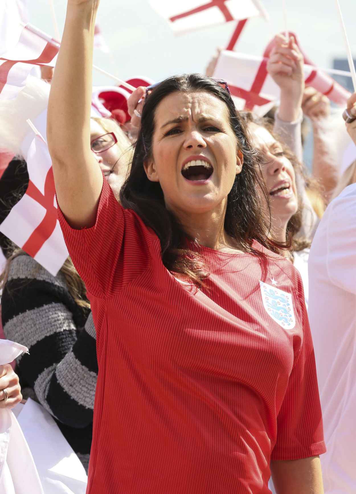 Susanna Reid in England Football Shirt Filming World Cup Song Good Morning Britain - June 2015-4