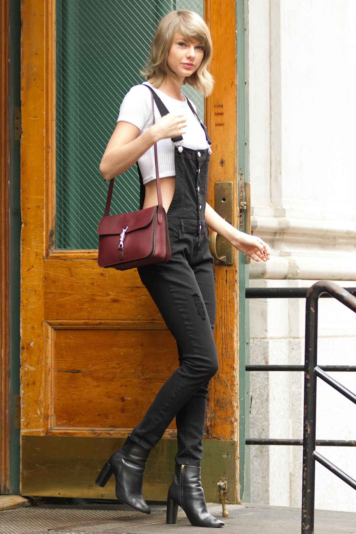 Taylor Swift Casual Style