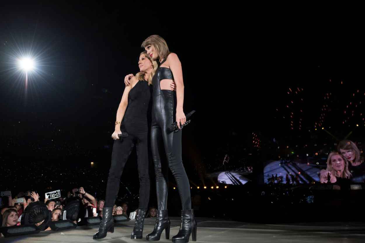 Taylor Swift & Ellie Goulding – The 1989 World Tour, AT&T Stadium in ...