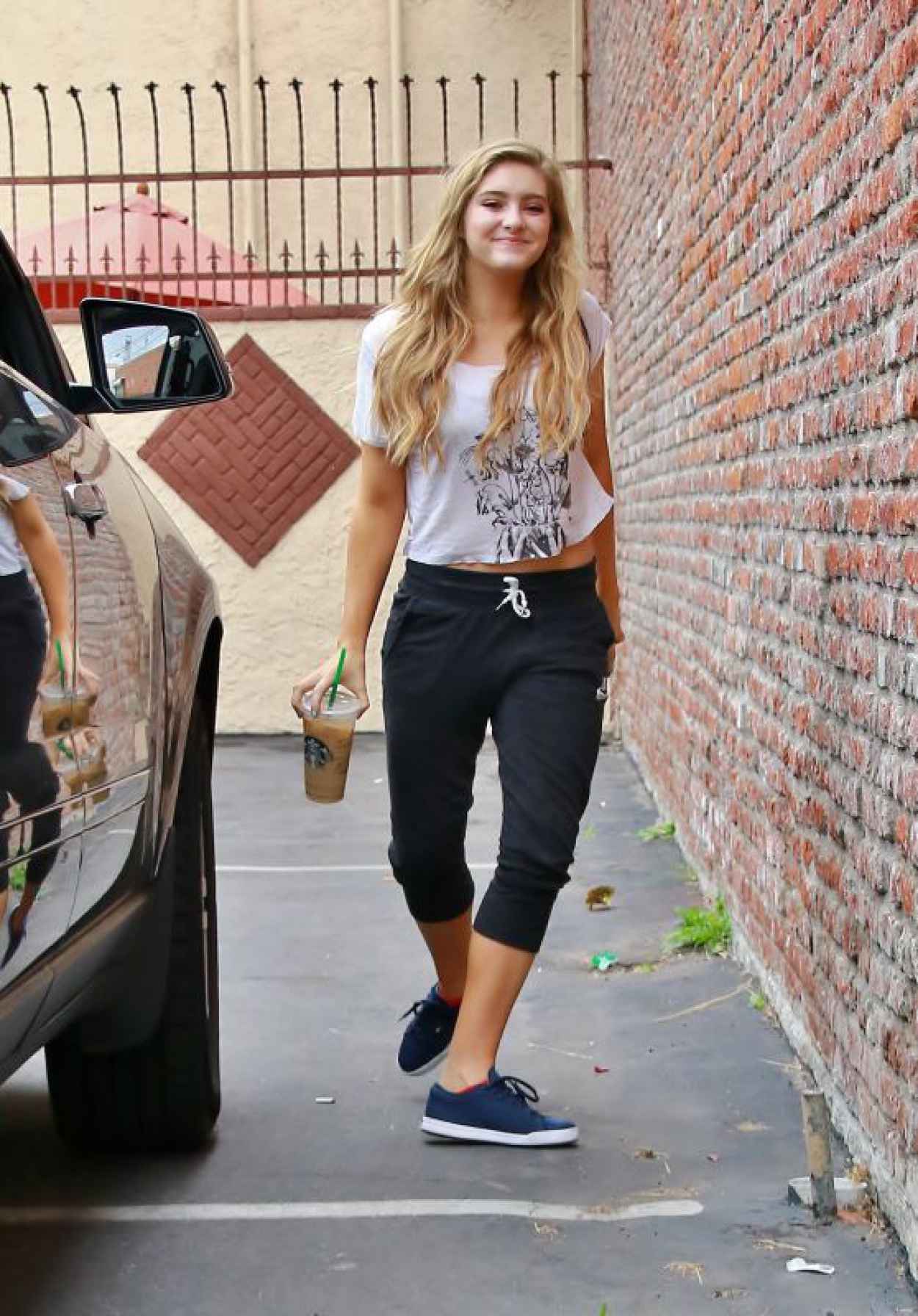 Willow Shields - DWTS Rehearsal Studio in Hollywood, April 2015-1
