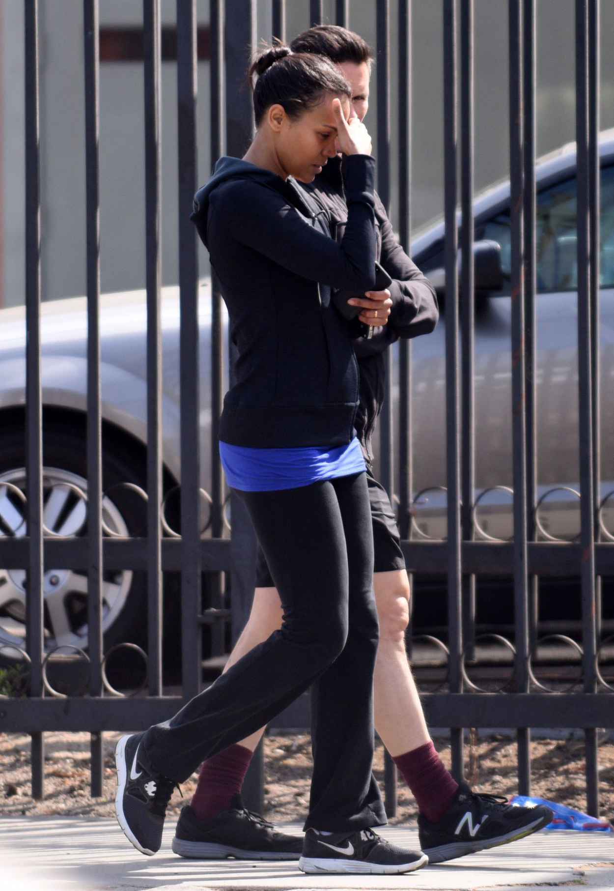 Zoe Saldana Leaving Gym in Hollywood, March 2015 – celebsla.com
